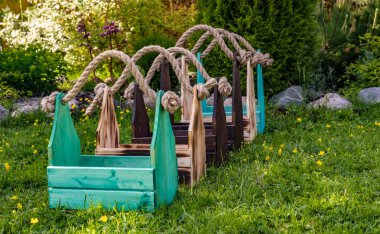 Ev yapımı ip kolları doğa zemin karşı çekmeceli