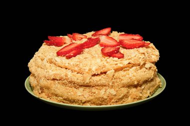 Katlı pastayı Napoleon kendin yap çilek ile