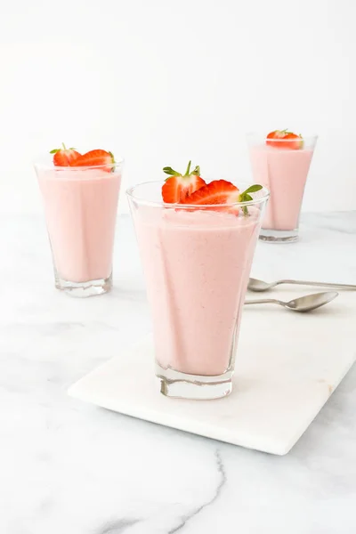Three Highball Glasses Filled Homemade Strawberry Mousse Marble Board White — Stock Photo, Image