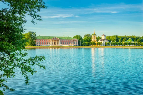 Parque Kuskovsky Lagoa Palácio Kuskovsky Pôr Sol Propriedade Família Sheremetev — Fotografia de Stock