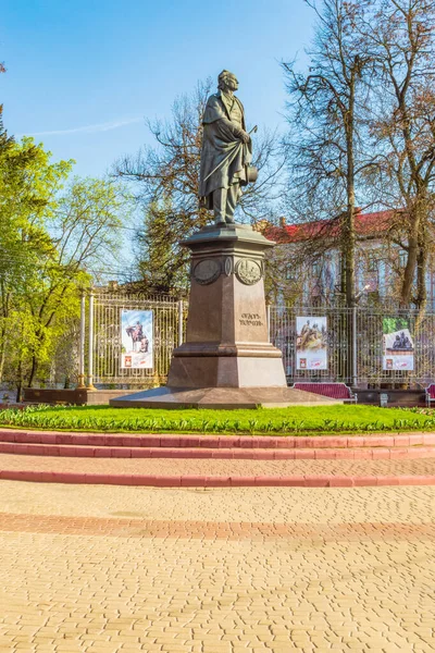 Pomnik Wielkiego Rosyjskiego Poety Fiodora Tyutczowa Pochodzącego Briańska Briansk Rosja — Zdjęcie stockowe