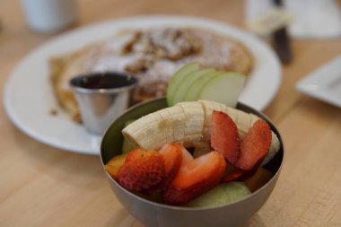 meyve salatası ve Kahvaltı