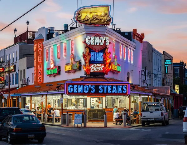 Philadelphia ünlü yerine House - Geno'nın biftek