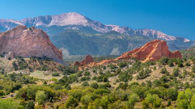 Denver, Colorado güneyinde Tanrılar kayaların oluşumu 1.5 saat bahçe