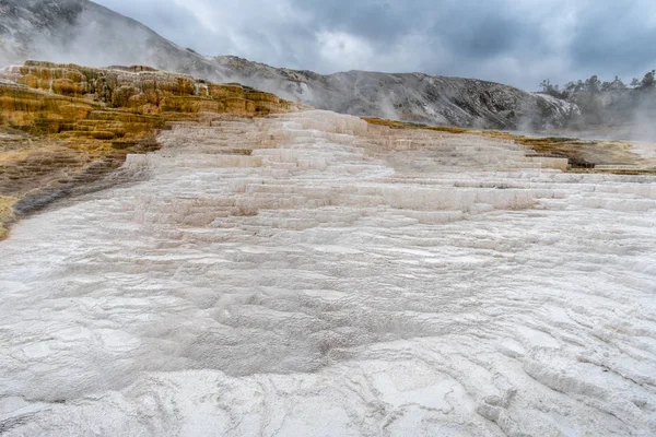Mammoth Springs Geothermal Feature Yellowstone National Park Wyoming Usa October — Stock Photo, Image