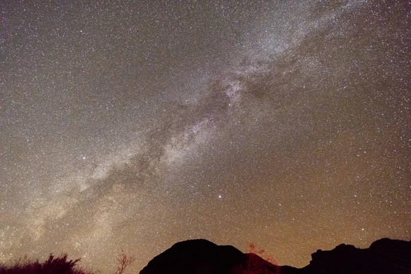 Çok karanlık gökyüzü Big Bend Milli Parkı'nda Teksas, ABD