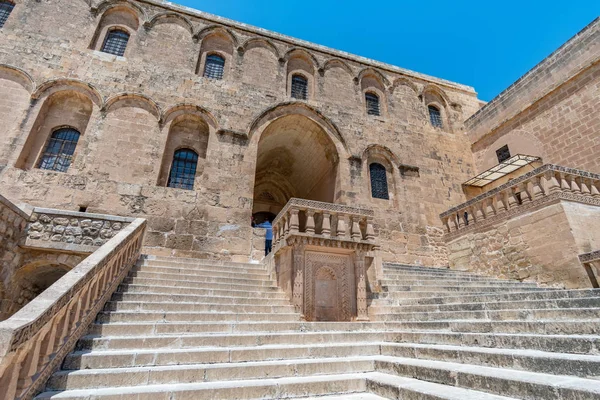 Fora da Igreja Assíria de Mardin da Igreja Virgem Maria — Fotografia de Stock