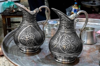 Çinko Kaplama Bakır El İşlenmiş Sürahiler