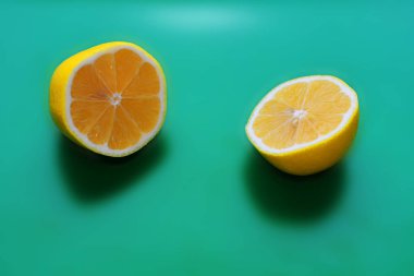 Arka plan üzerinde taze limon