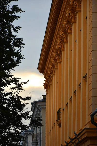 Vitebsk Bielorussia 2018 Facciata Del Vecchio Edificio Residenziale Architettura Stalinista — Foto Stock