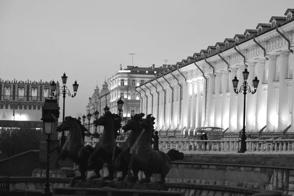 Central Exposición Sala Moscú Rusia Manege Square Okhotny Ryad Plaza —  Fotos de Stock