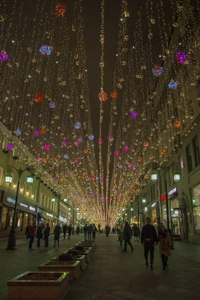 Moskva Rusko 2018 Noční Světla Jízdním Pruhu Chamberlain Moskvy — Stock fotografie