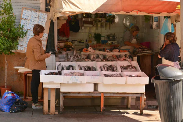 葡萄牙波尔图 2017年20 2017 2017 波尔图博豪市场上的鲜鱼 — 图库照片