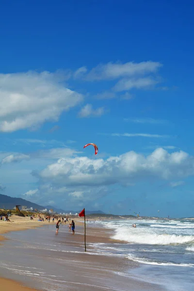 Campeche Beach Florianopolis Santa Catarina Brazílie 2016 Lidé Dovolenou Moře — Stock fotografie