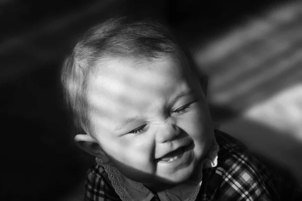 Sonrisa Dos Dientes Bebé Diez Meses —  Fotos de Stock