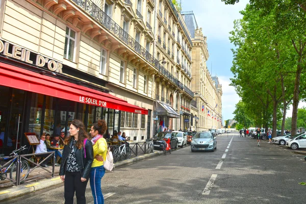 Париж Франція 2019 Туристи Ходять Центрі Міста Біля Нотр Дам — стокове фото