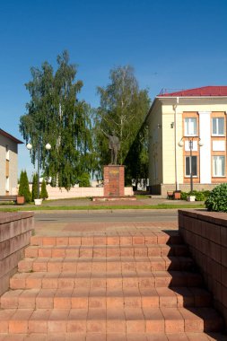 Gorodok, Belarus - 06 Mayıs 2020: Gorodok şehir merkezinde kare