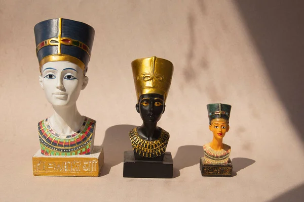Figuras Egipcias Diferentes Tamaños Los Faraones —  Fotos de Stock