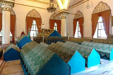 Bursa, Türkiye - 23 Haziran 2018: Türbesi (anıt mezar) Orhan Gazi, Osmanlı İmparatorluğu'nun kurucusu Osman Gazi'nin oğlu.