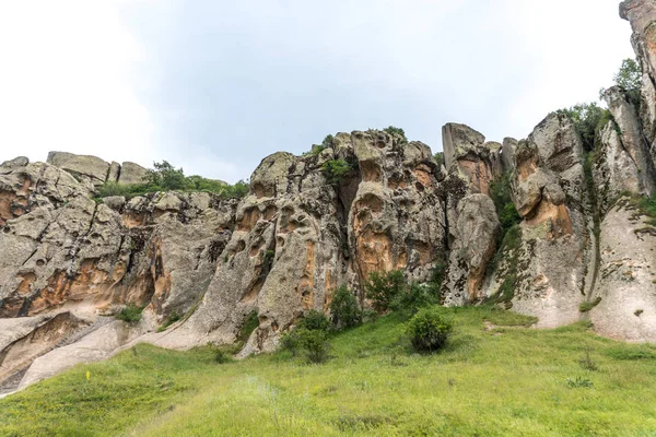 Manzaralı Phrygia vadinin ortasında Türkiye.