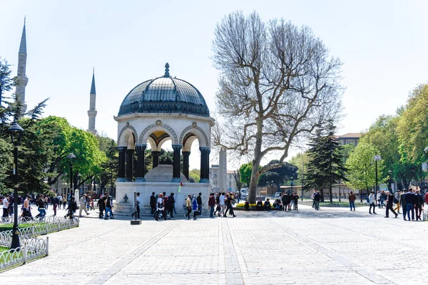 Istanbul Turquie Avril 2018 Fontaine Allemande Offerte Par Wilhelm Sur — Photo