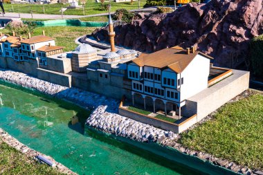 Istanbul, Türkiye - 08 Aralık 2018: Model Görünümü önemli yerler minyatür anıtlar Istanbul'da Haliç yakınındaki reprodüksiyon Miniaturk parkta.