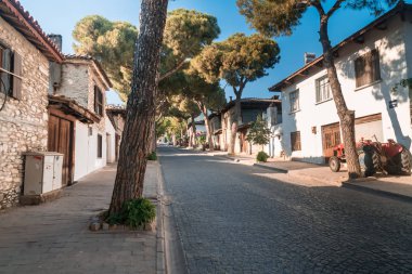 Birgi'de Geleneksel Evlerin Sokak Manzarası