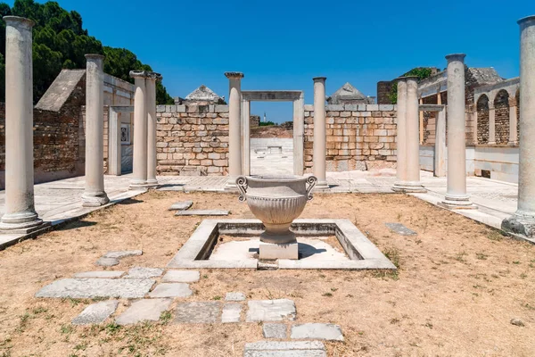 Sardes antike Ruinen der Stadt — Stockfoto