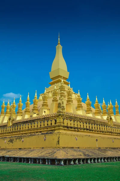Laos Tapınağı, ibadet Laos