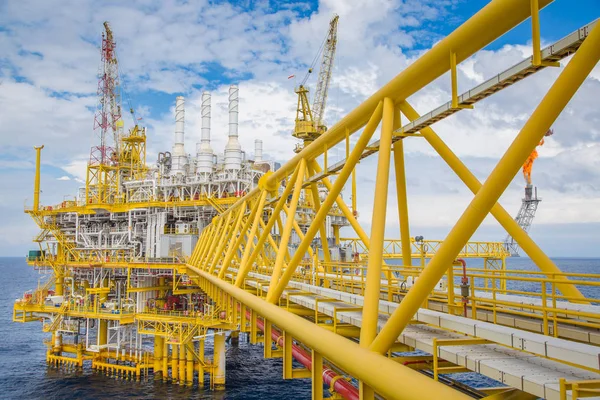 Offshore Olja Och Gas Central Behandling Plattform Får Gas Från — Stockfoto