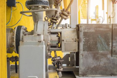 Santrifüj sıvı aktarma pompası sürücü dalgalı/alternatif akım elektrik motoru tarafından transferi sıvı yoğuşma ham petrol gaz sabitleyici sistemi üzerinde offshore petrol ve gaz merkezi işlem platformu için pompa.