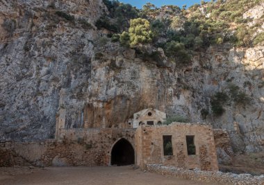 Katholiko Manastırı (Hermit Aziz John Kilisesi), Gouverneto Manastırı, Hanya Girit yakınlarındaki