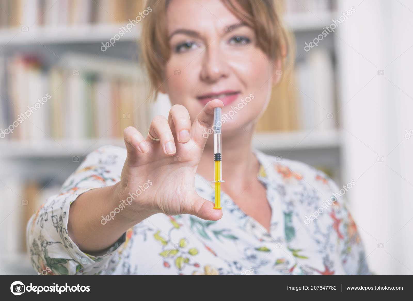Woman Holding Syringe Insulin Heparin Her Hand Home Stock Photo by ©Amaviael 207647782
