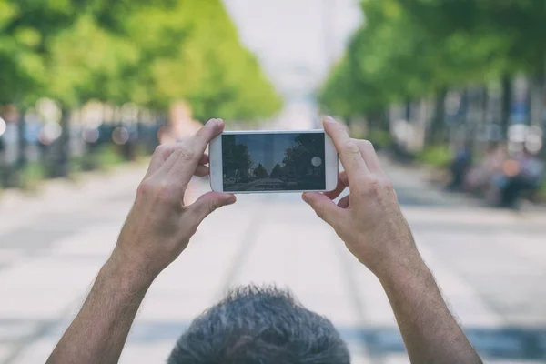 Robienia zdjęć z smartphone — Zdjęcie stockowe