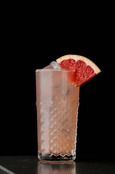 Pink Refreshing Drink Grapefruit Glass Ice Cocktail — Stock Photo, Image