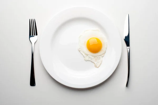 Scrambled Eggs White Plate Fork Knife Green Onion Plate — Stock Photo, Image