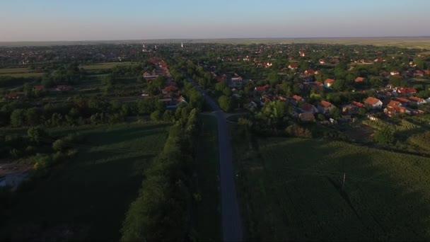 Filmagem Aérea Drones Uma Pequena Aldeia Uma Terra Plana — Vídeo de Stock
