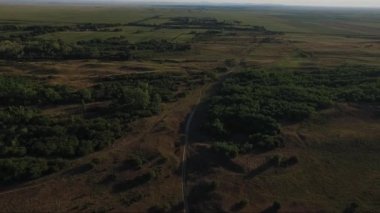 İnsanlar kırsal alanlarda, dron havadan görüntüleri