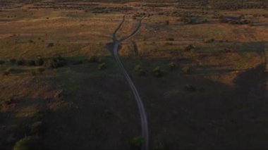 İnsanlar kırsal alanlarda, dron havadan görüntüleri