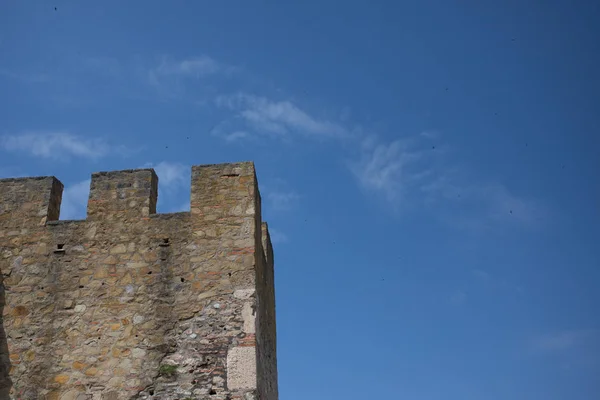 Topo da muralha da fortaleza medieval em Smederevo, Sérvia, na costa do rio Danúbio . — Fotografia de Stock