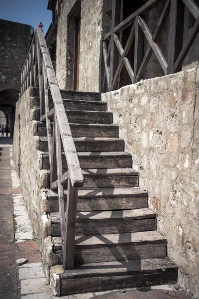 Fortaleza medieval em Smederevo, Sérvia, na costa do rio Danúbio . — Fotografia de Stock