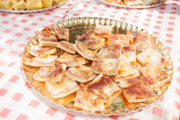 Piatti Cibo Fritto Impanato Matrimonio Campagna All Aperto Estate — Foto Stock