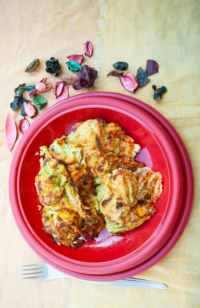 Elegant Plate Zucchini Flowers Stuffed Ricotta Parmesan Cooked Oven Natural — Stock Photo, Image