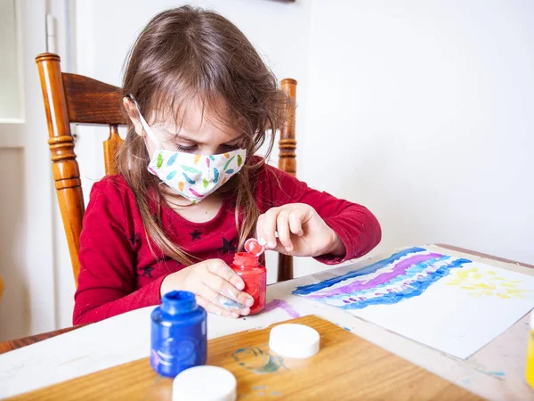 Beautiful Year Old Girl Does Her Homework — Stock Photo, Image