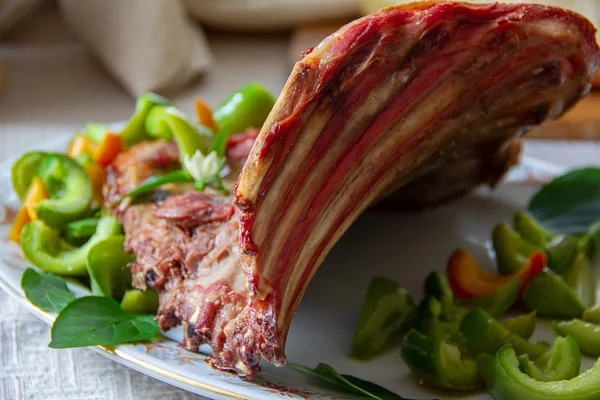 Baked Lamb Ribs Fresh Vegetable Garnish Dining Table — Stock Photo, Image