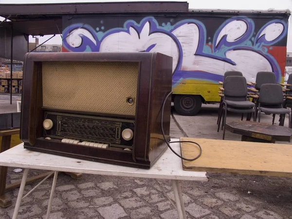 Vecchia Radio Mercato Dell Usato Mauerpark Berlino Germania Europa — Foto Stock