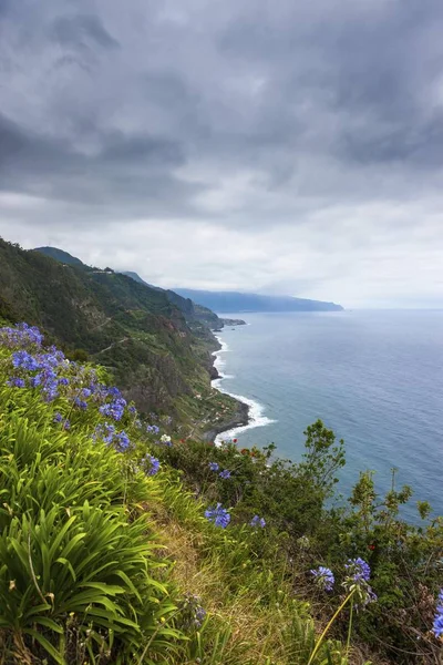 Smuk Natur Klipper Nær Arco Sao Jorge - Stock-foto