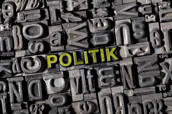 Teljes Méretű Kép Vas Betűk Német Szó Politika — Stock Fotó