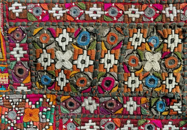 Traditionella Väggbonad Från Rajasthan Färgglad Textil Inläggningar Med Speglar Och — Stockfoto