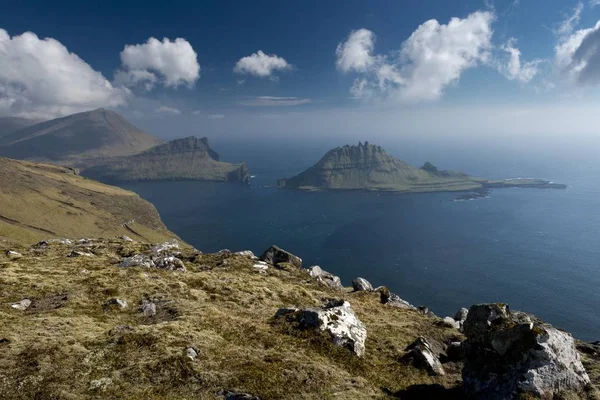 Rocce Accidentate Largo Tindholmur Viste Dal Sentiero Escursionistico Tra Bur — Foto Stock